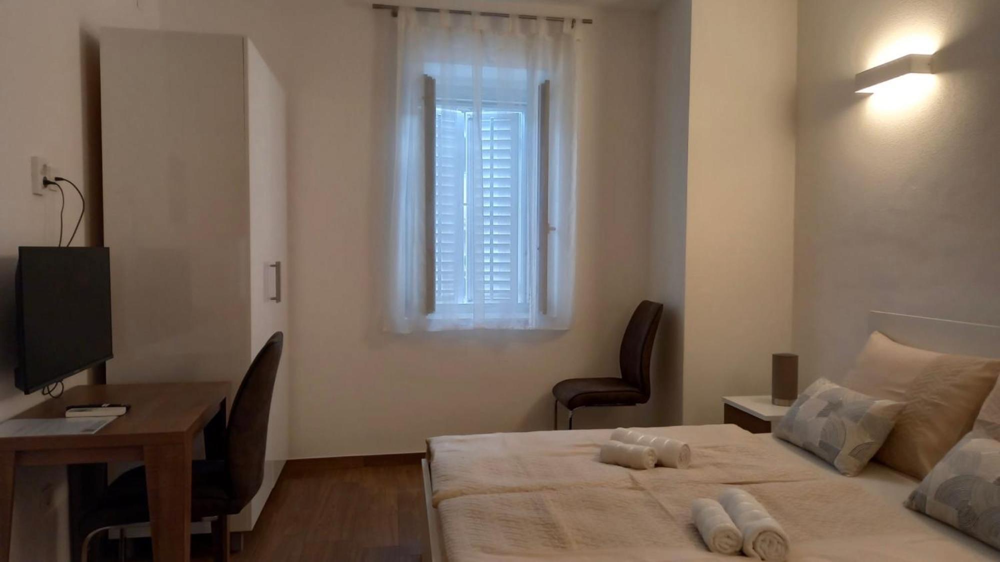 Barba Ante Hotel Vis Exterior photo