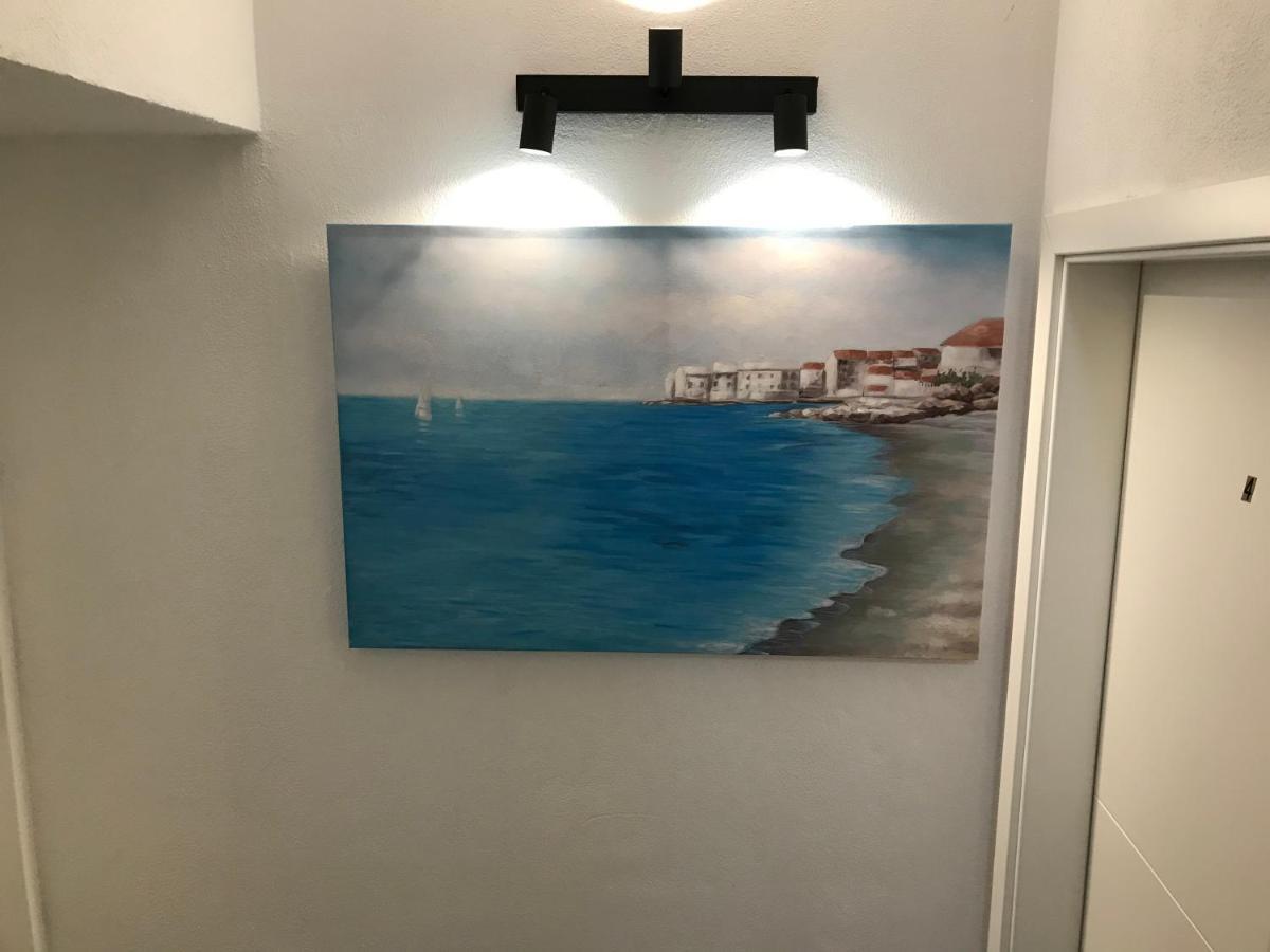 Barba Ante Hotel Vis Exterior photo